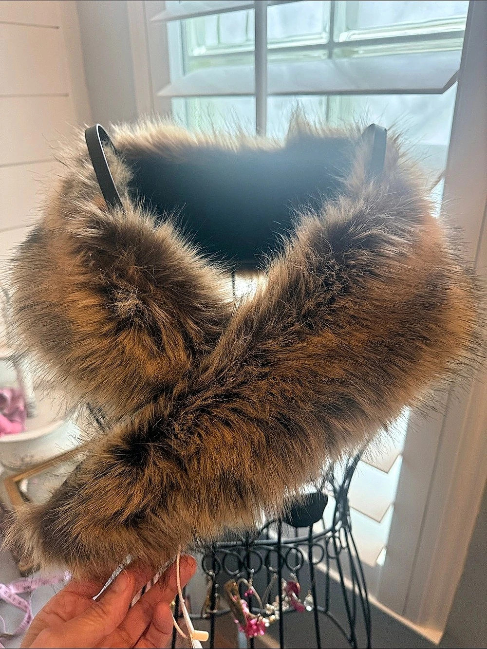 Faux Fur scarf in Brown & Black NWT